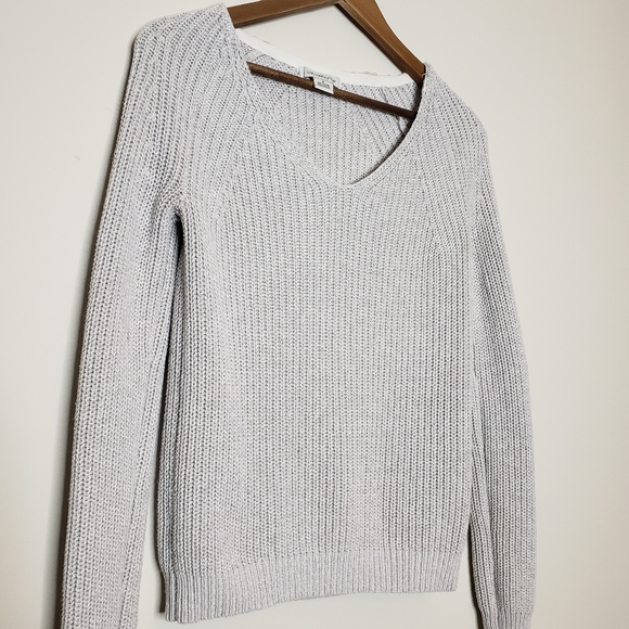 Liz Claiborne Sweaters - Preppy Minimalist Cable Knit Gray sweater Cotton Blend Small